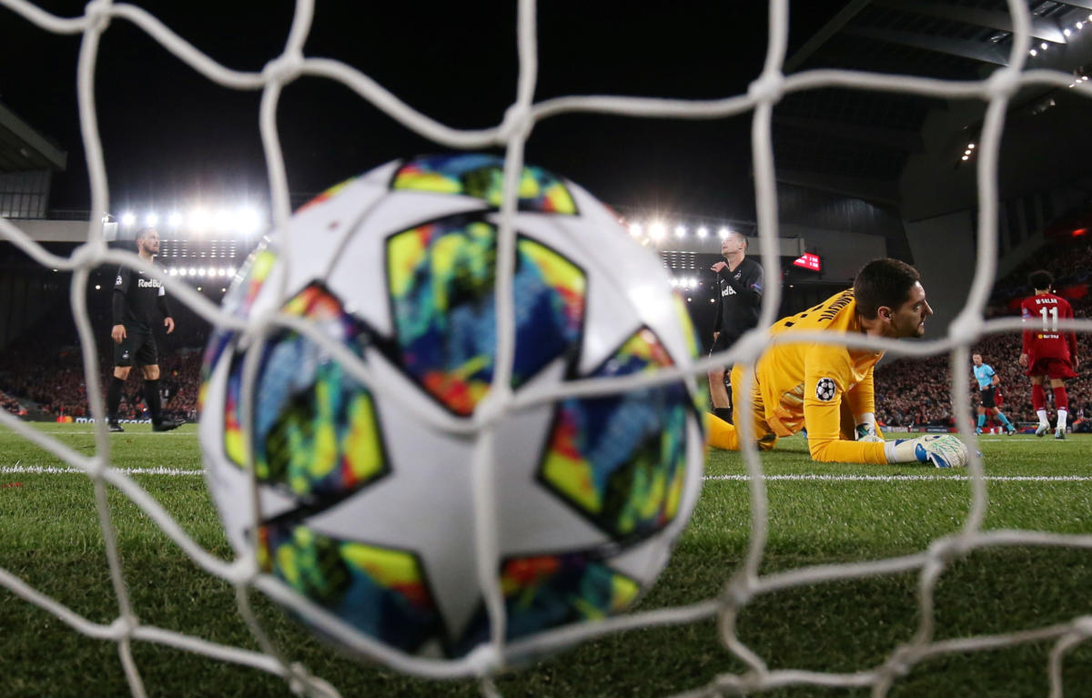 Champions League: Προβάδισμα για ομίλους η Μάλμε, «ζωντανή» η Αϊντχόφεν με την Μπενφίκα
