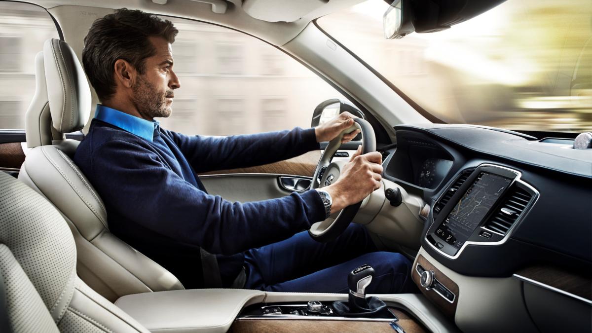 Κι όμως, τα άβολα καθίσματα των αυτοκινήτων κοστίζουν δισεκατομμύρια στην οικονομία!