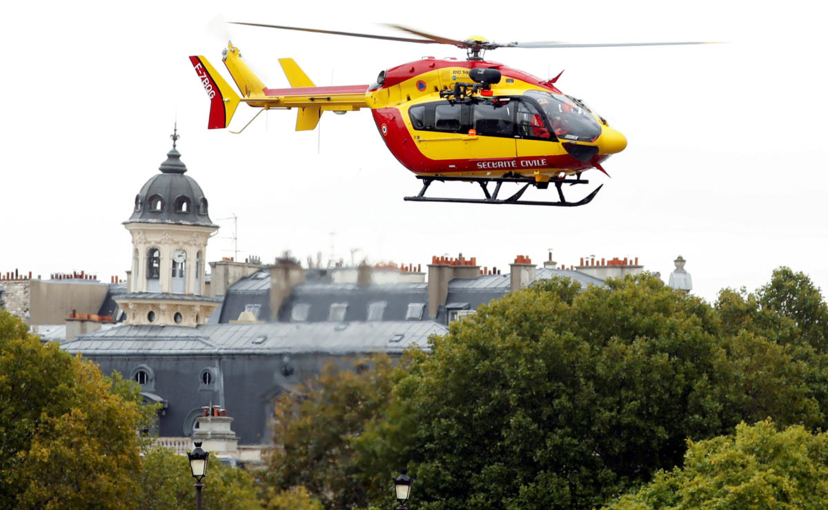 Πέντε συλλήψεις στο Παρίσι μετά το μακελειό στο αρχηγείο της αστυνομίας