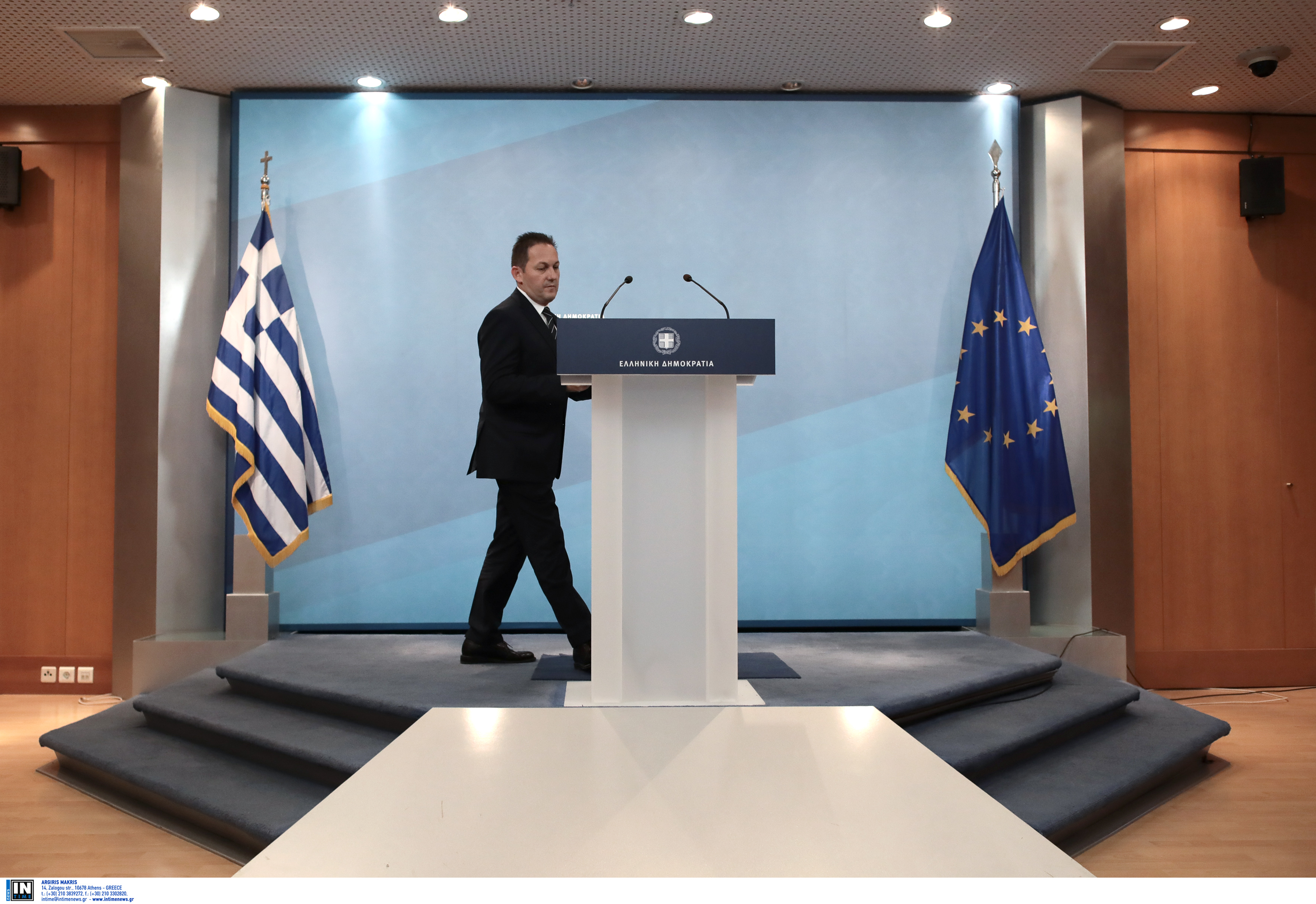 Πέτσας: Σοβαρότης μηδέν από τον ΣΥΡΙΖΑ, να ζητήσουν συγγνώμη ο Τσίπρας και οι βουλευτές του