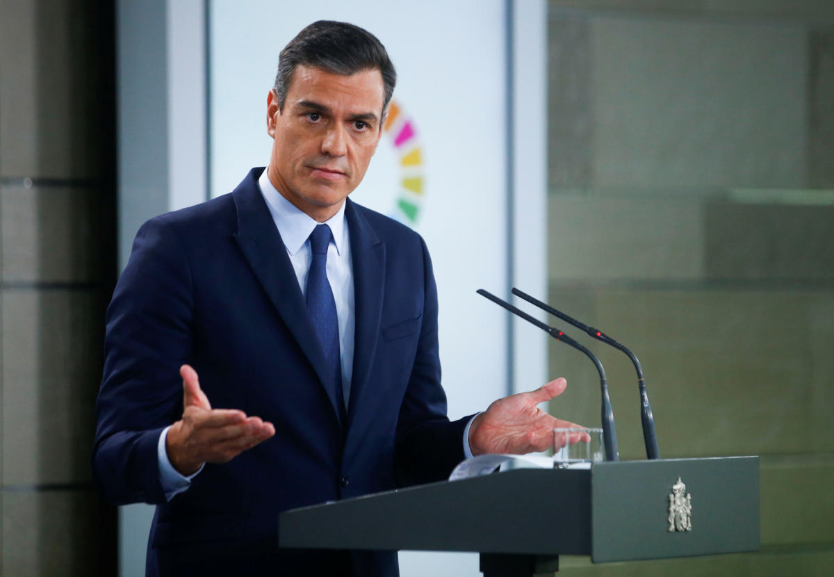 Σάντσεθ: Η Ισπανία ξανανοίγει τα σύνορα αλλά παραμένει ευάλωτη