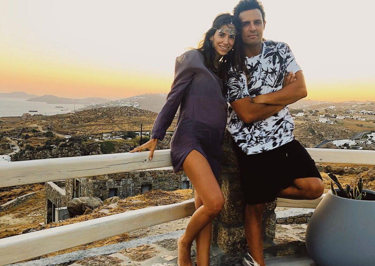 Αρετή Θεοχαρίδη: Η σύζυγος του Σάββα Πούμπουρα μας δείχνει την φουσκωμένη κοιλίτσα της