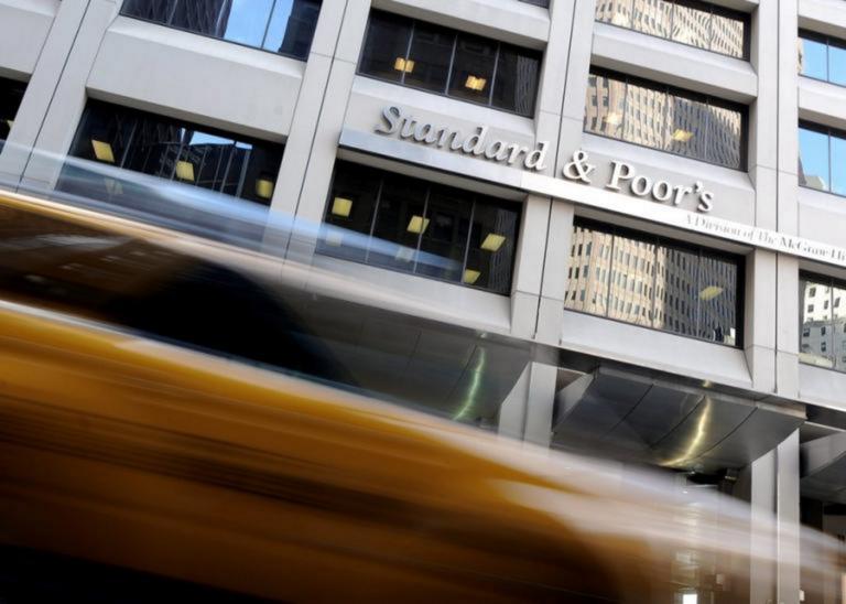 Η Standard & Poor’s αναβάθμισε το αξιόχρεο των τεσσάρων συστημικών τραπεζών
