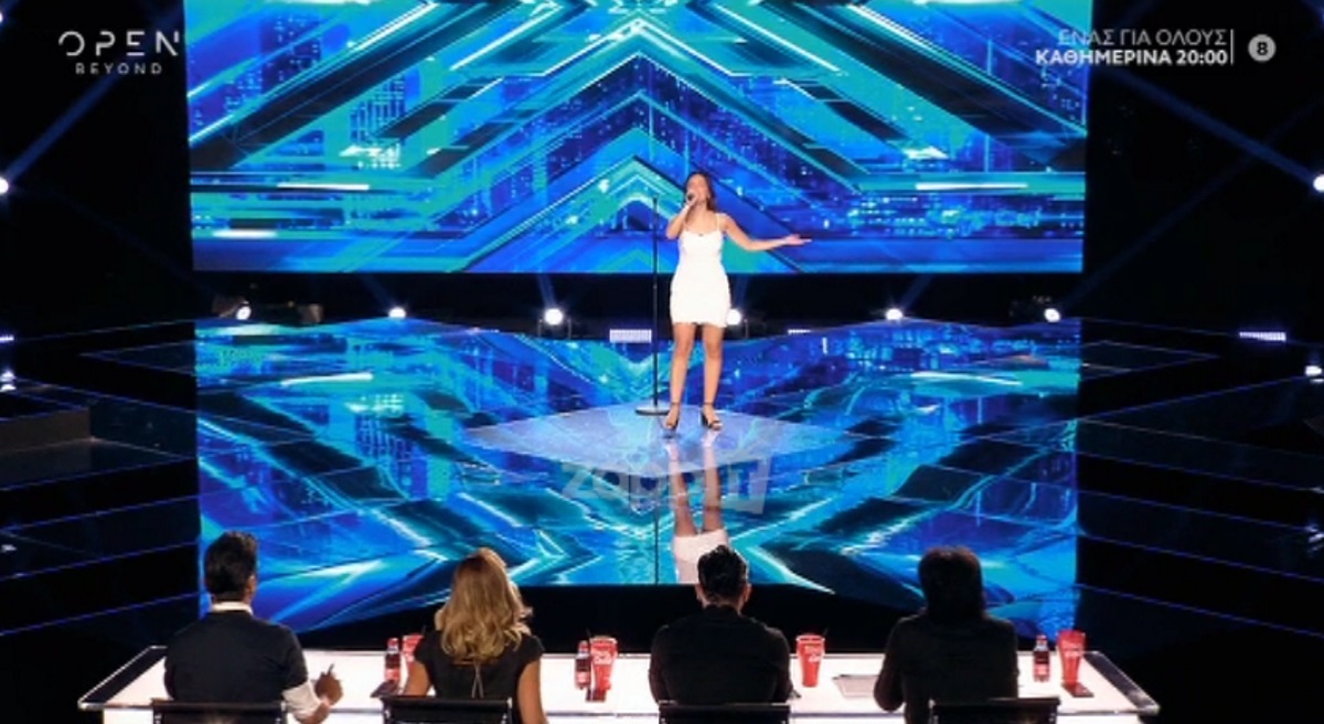 Διαγωνιζόμενη έκανε την ανατροπή και δίχασε την κριτική επιτροπή του X Factor!