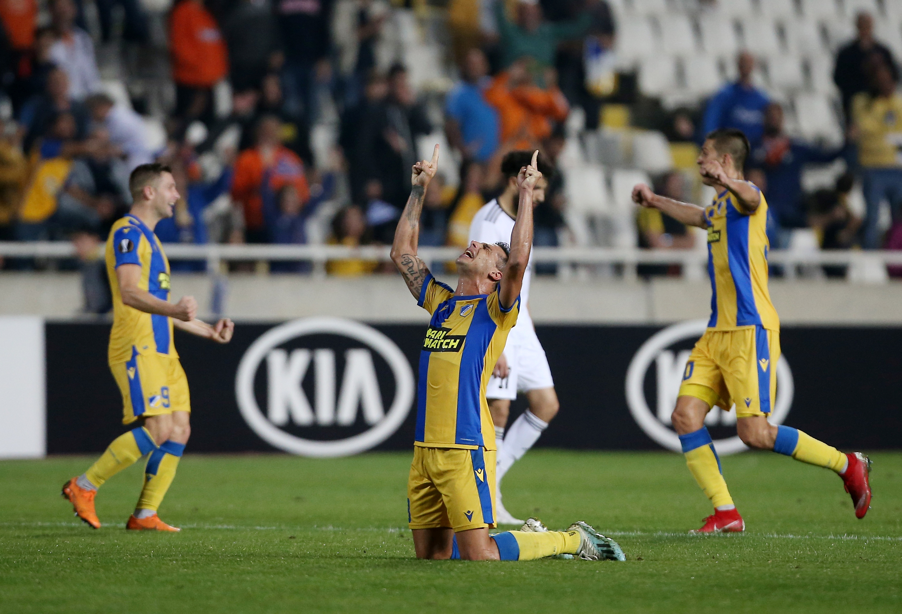 Europa League: Νίκη με ανατροπή για ΑΠΟΕΛ και Σέλτικ! Γκολ ο Χατζηδιάκος – Όλα τα αποτελέσματα – video