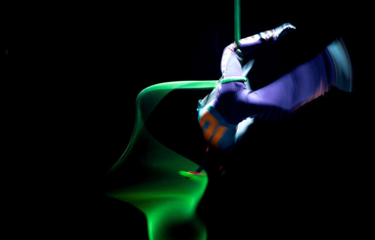 Ο ιδιοκτήτης του Cirque du Soleil καλλιεργούσε χασίς στο ιδιωτικό του νησί – Τον έπιασαν μόλις κατέβηκε από το αεροπλάνο