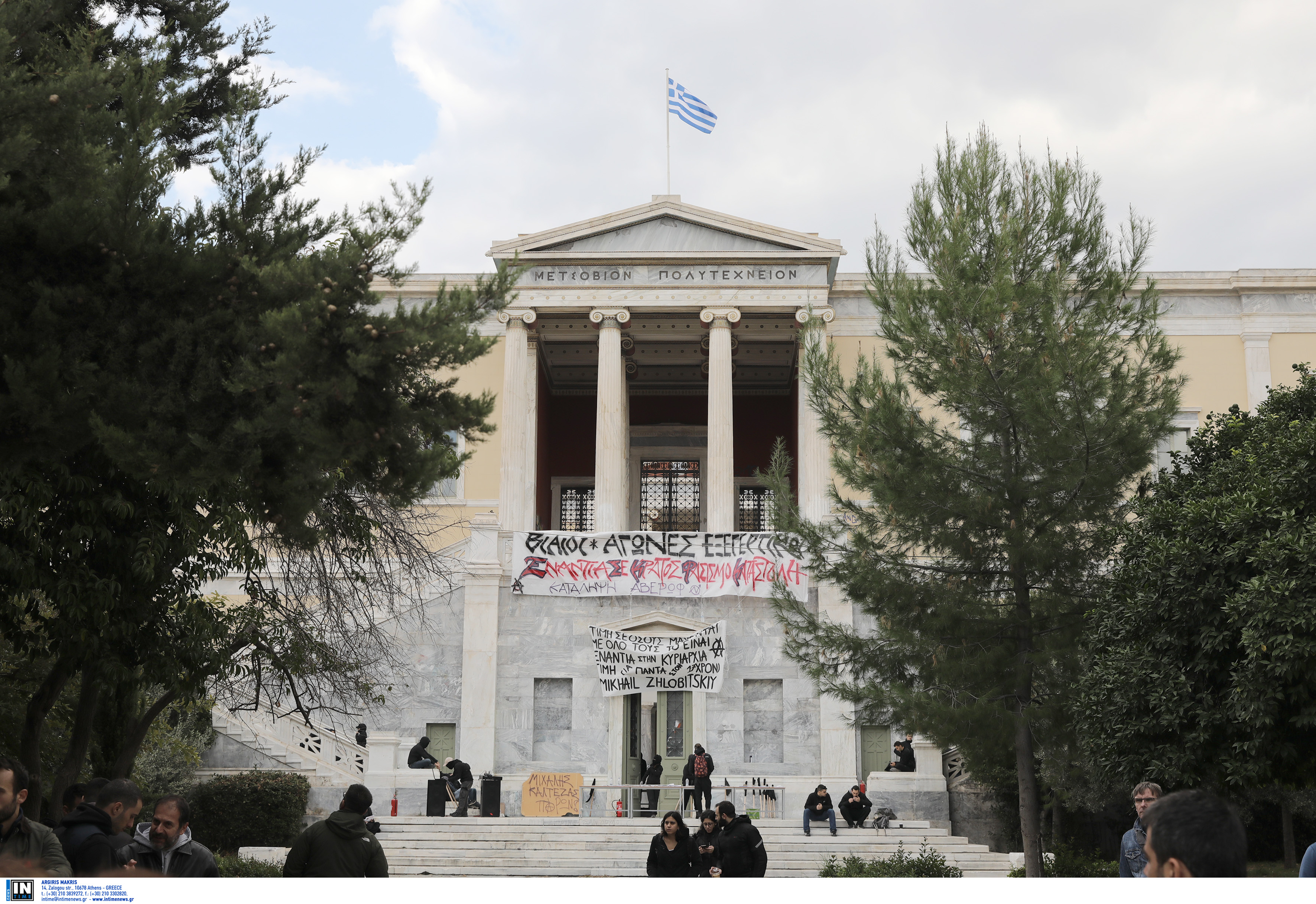 Βρέθηκε λύση για τους πρόσφυγες που βρήκαν καταφύγιο στο Πολυτεχνείο