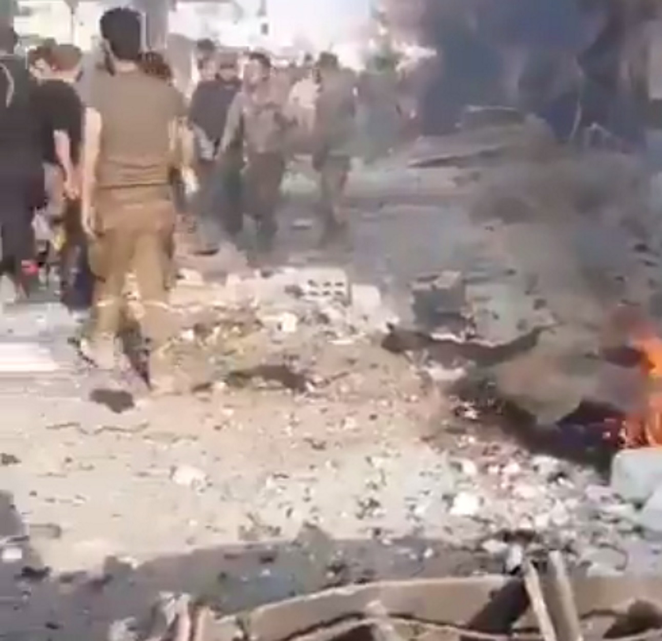 Μακελειό με αμάχους στη Συρία – Εξερράγη παγιδευμένο αυτοκίνητο σε αγορά! video