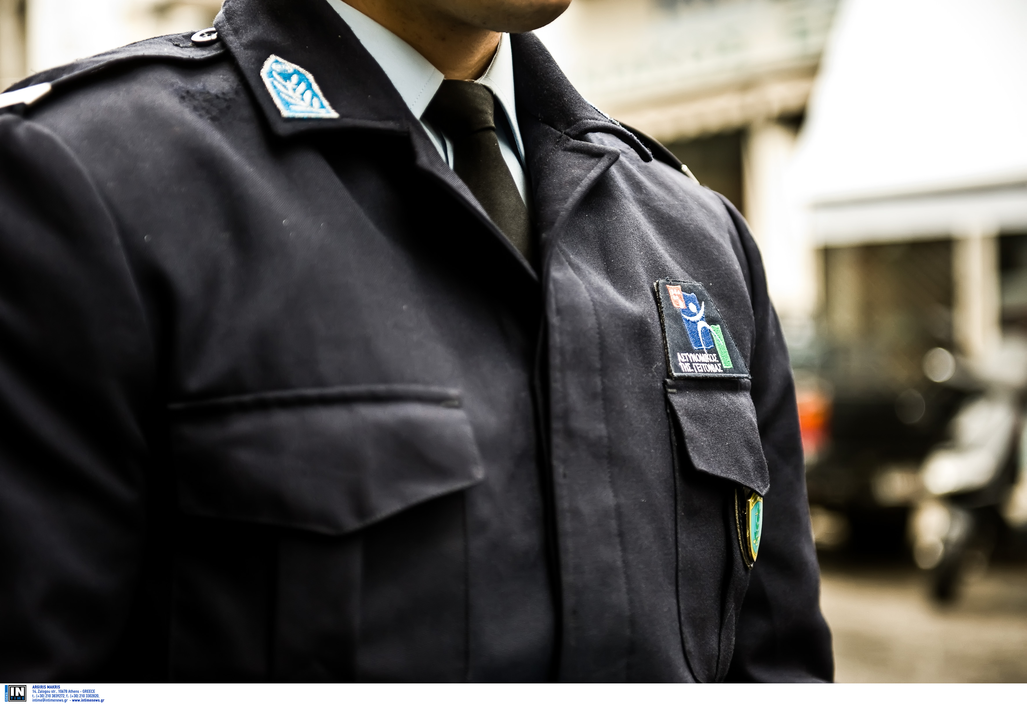 Πάτρα: Αστυνομικός για όσκαρ τιμιότητας – Είπε “όχι” σε 450 ευρώ που βρήκε στο δρόμο του!