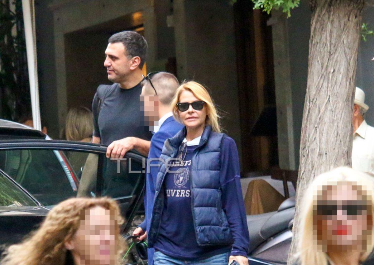 Τζένη Μπαλατσινού: Βόλτα με τον Βασίλη Κικίλια και τον γιο της, Μάξιμο, στο Κολωνάκι! [pics]
