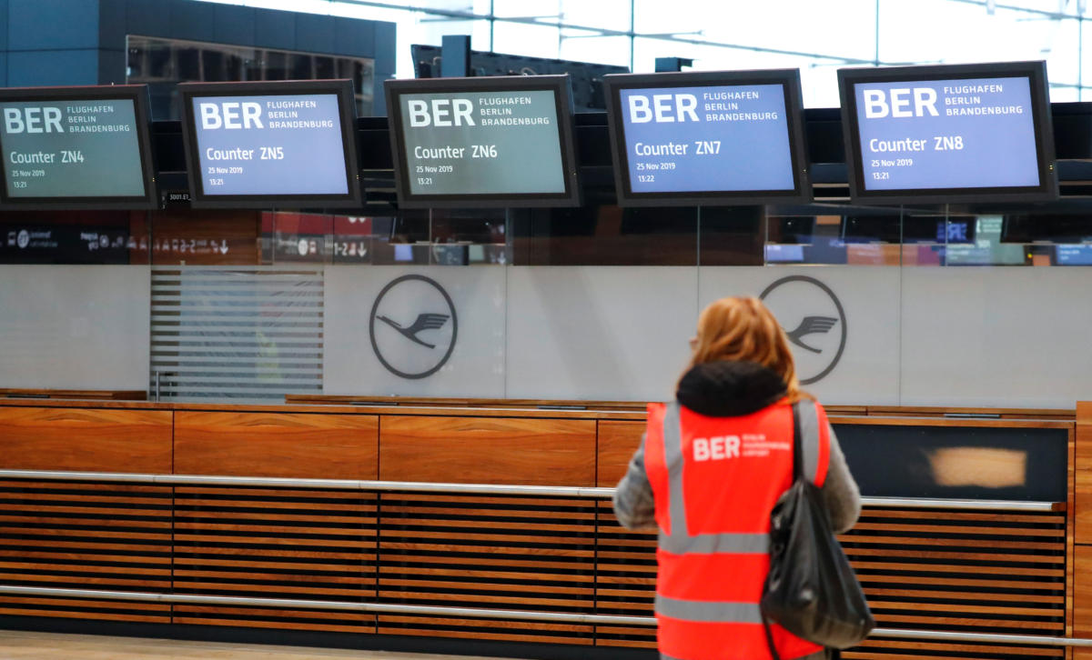 Βερολίνο: Συναγερμός στο αεροδρόμιο λόγω… βόμβας του Β’ Παγκοσμίου Πολέμου