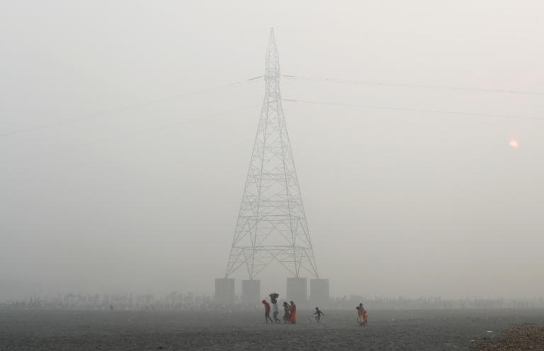 "Θάλαμος αερίων" το Νέο Δελχί - Ρύπανση σχεδόν 20 φορές πάνω από το "ασφαλές" όριο