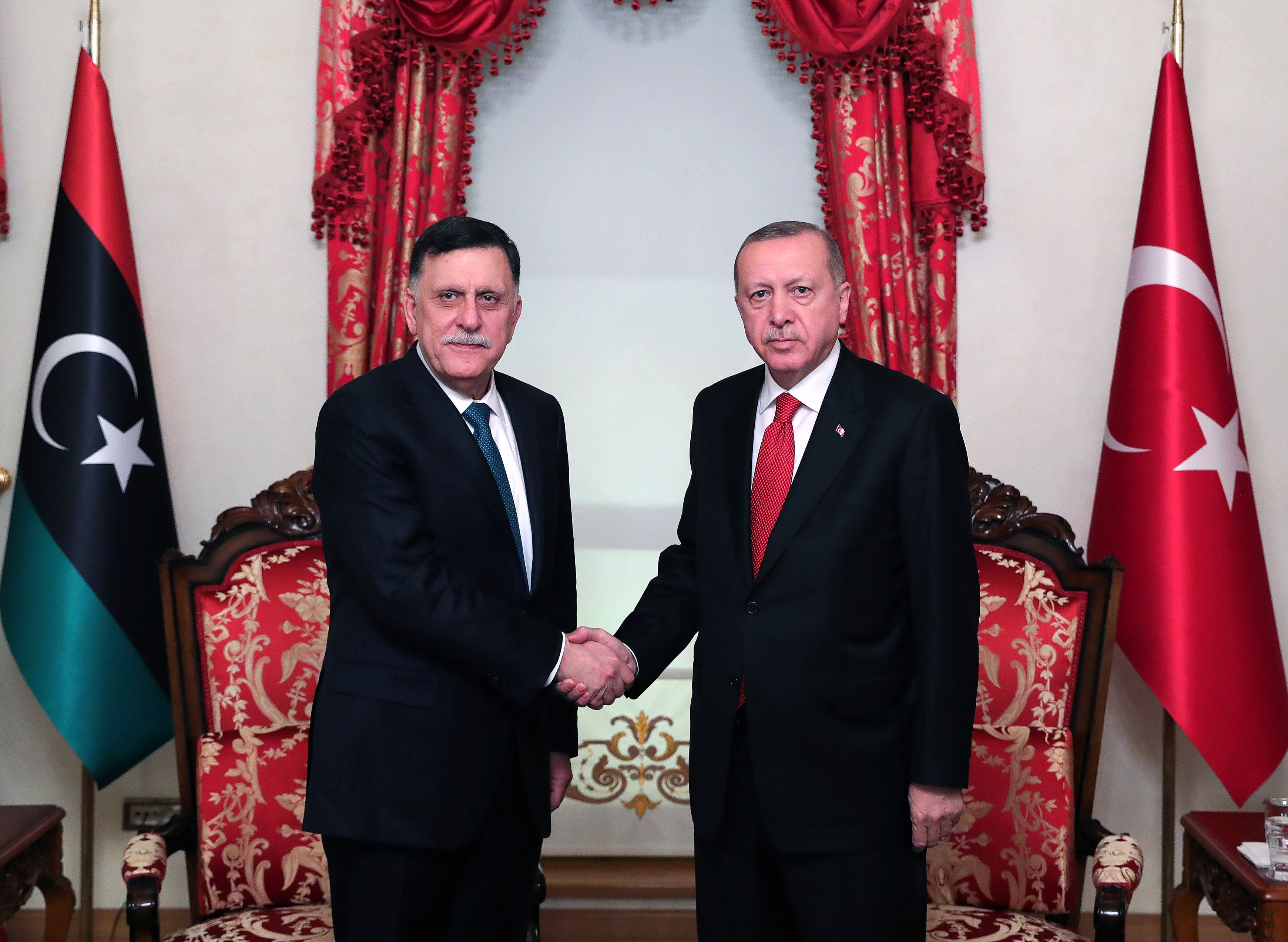 Τουρκία και Λιβύη υπέγραψαν συμφωνία για τα θαλάσσια σύνορα στη Μεσόγειο