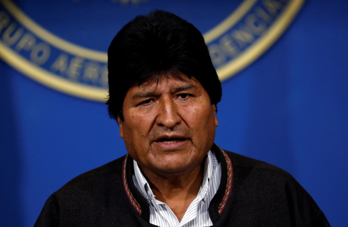 Έβο Μοράλες: Είμαι… ακόμα πρόεδρος της Βολιβίας – Ακόμα δύο νεκροί διαδηλωτές