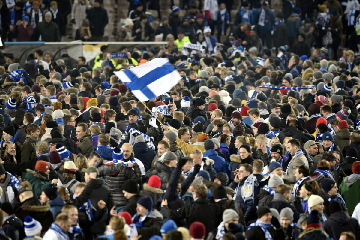 Η Ελλάδα έβγαλε στους δρόμους τους Φινλανδούς! – video