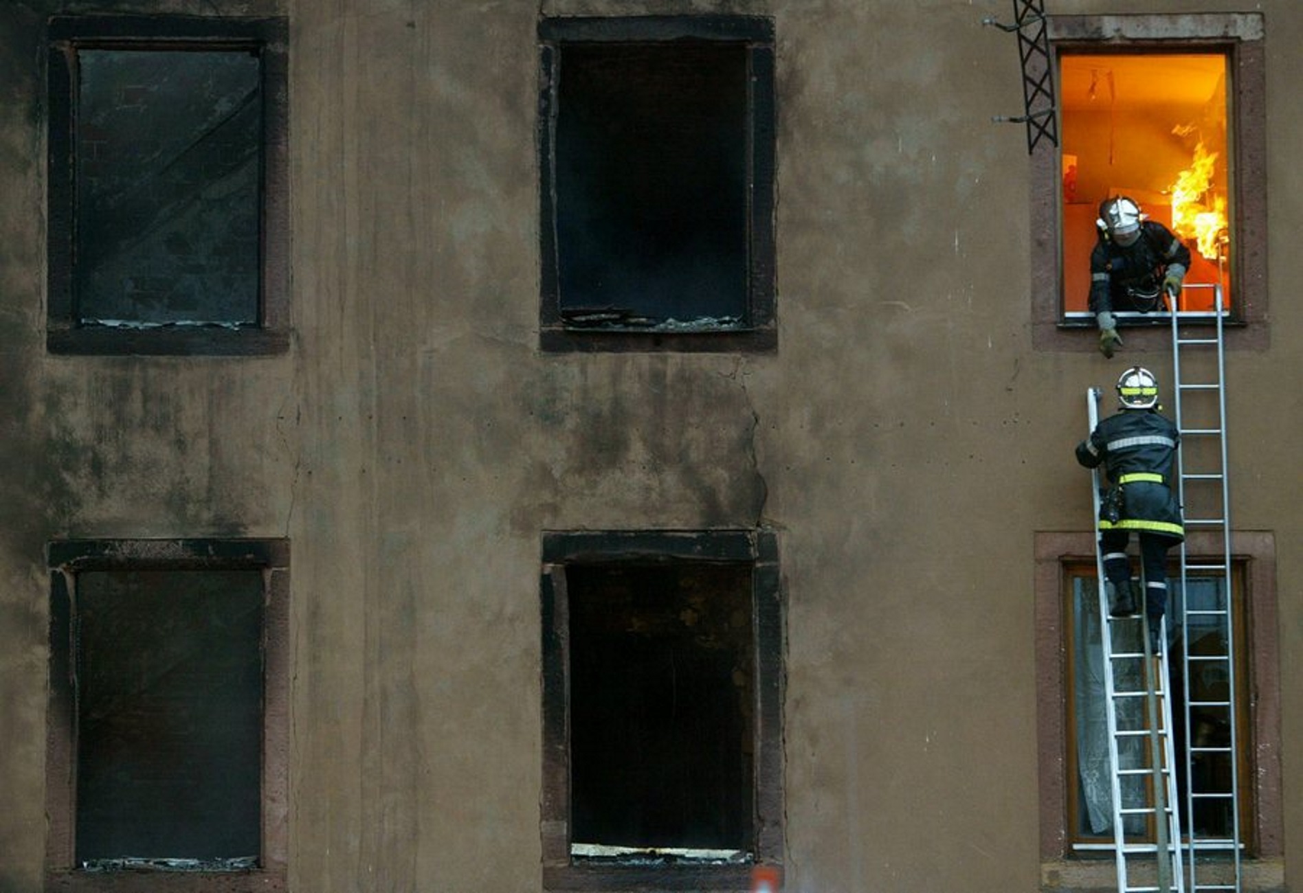 Τραγωδία στη Γαλλία: Κάηκαν ζωντανά δυο παιδιά από πυρκαγιά σε σπίτι