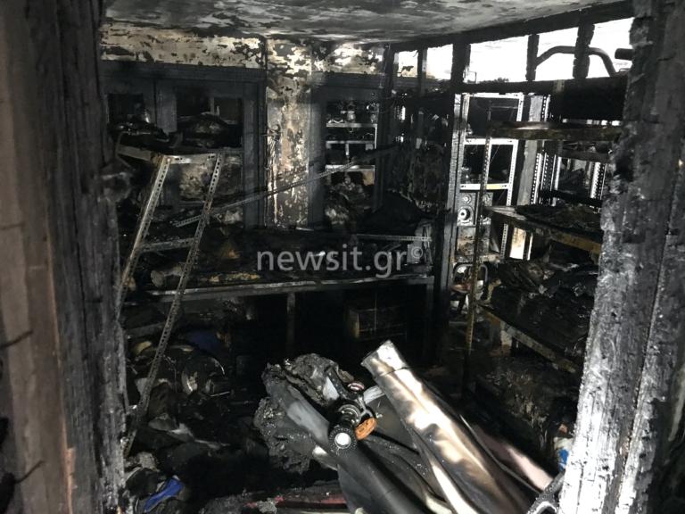 Εικόνες απόλυτης καταστροφής από την φωτιά στην Κυψέλη - Τρεις τραυματίες - Λαχτάρησαν οι κάτοικοι