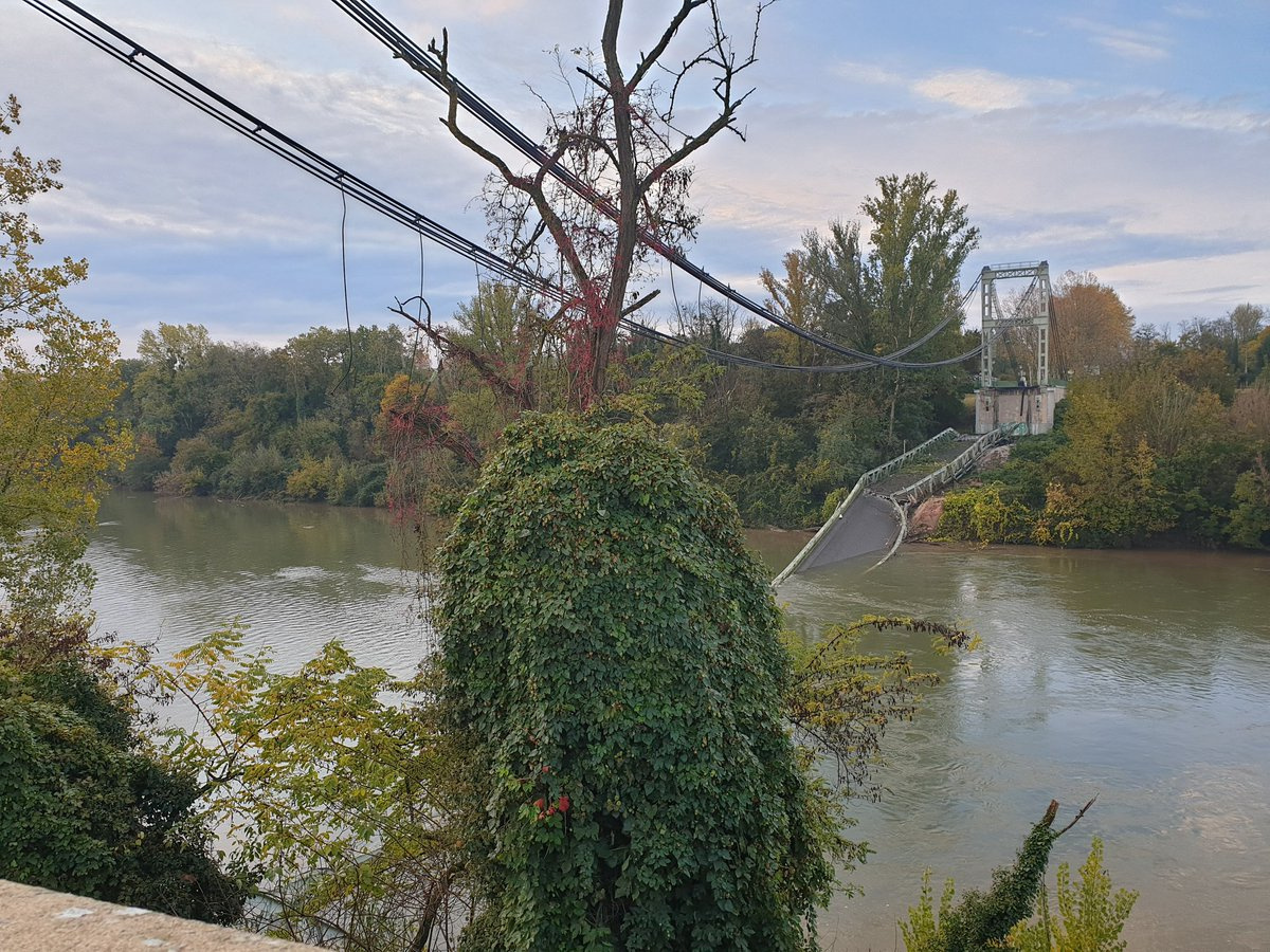 Γαλλία: Δύο νεκροί από την κατάρρευση γέφυρας στον ποταμό Ταρν