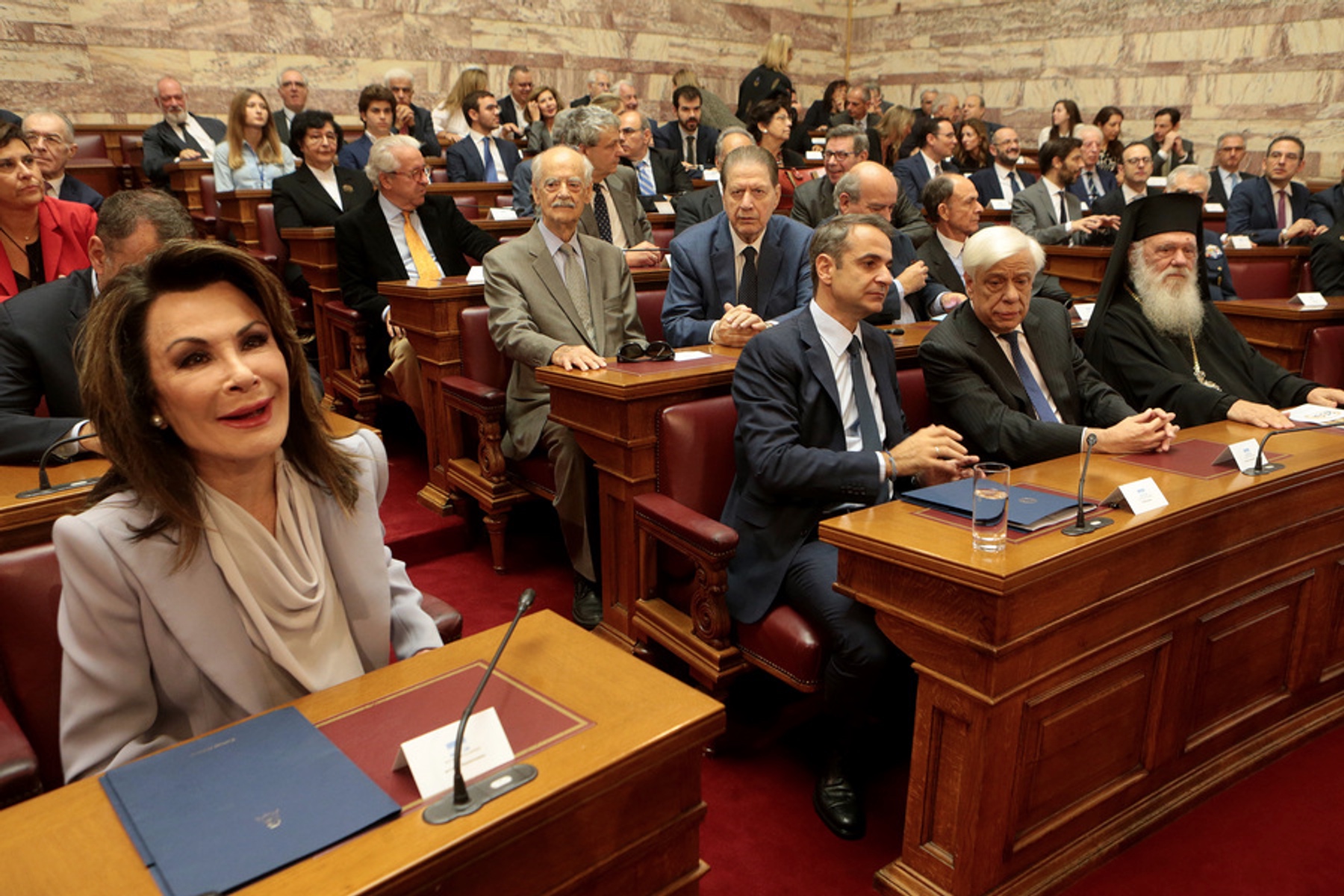 Live: Η ανακοίνωση της Επιτροπής «Ελλάδα 2021»
