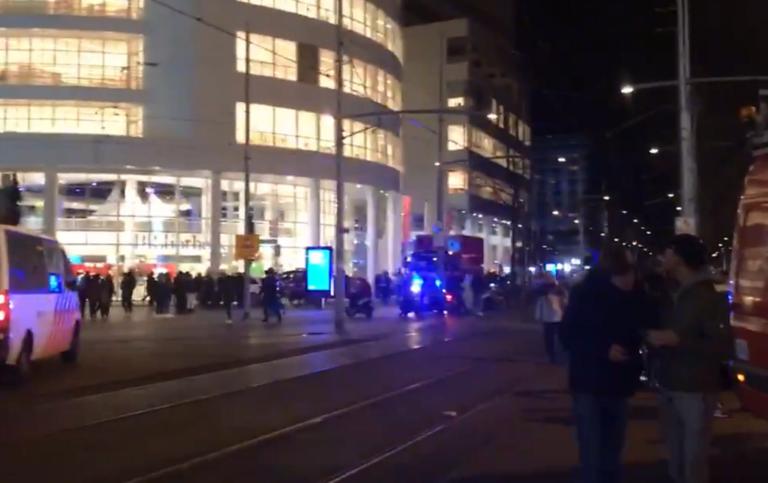 Συναγερμός στην Χάγη! “Επίθεση με μαχαίρι και αρκετοί τραυματίες”!