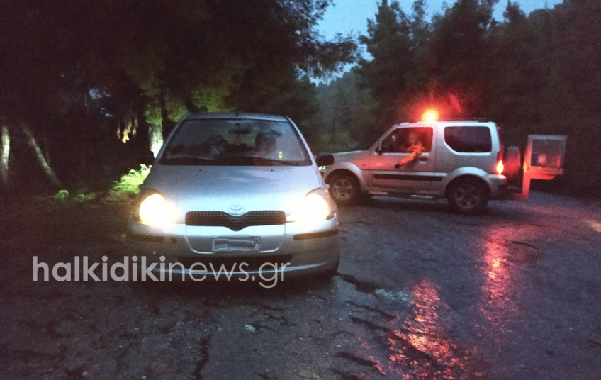 Χαλκιδική: Σε χαράδρα βρέθηκε νεαρή οδηγός που είχε ξεκινήσει από τη Θεσσαλονίκη