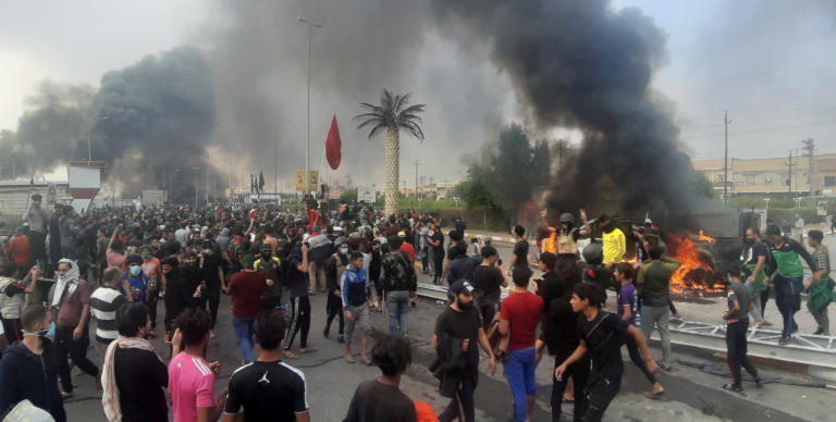 Ρέει... αίμα στις διαδηλώσεις στο Ιράκ! Τρεις ακόμη νεκροί, ξεπερνούν τους 400 από την έναρξη των κινητοποιήσεων