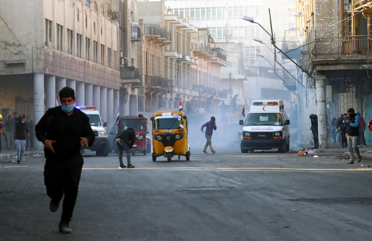 Ιράκ: Πυροβολούν διαδηλωτές! Επτά νεκροί από πραγματικά πυρά και δακρυγόνων