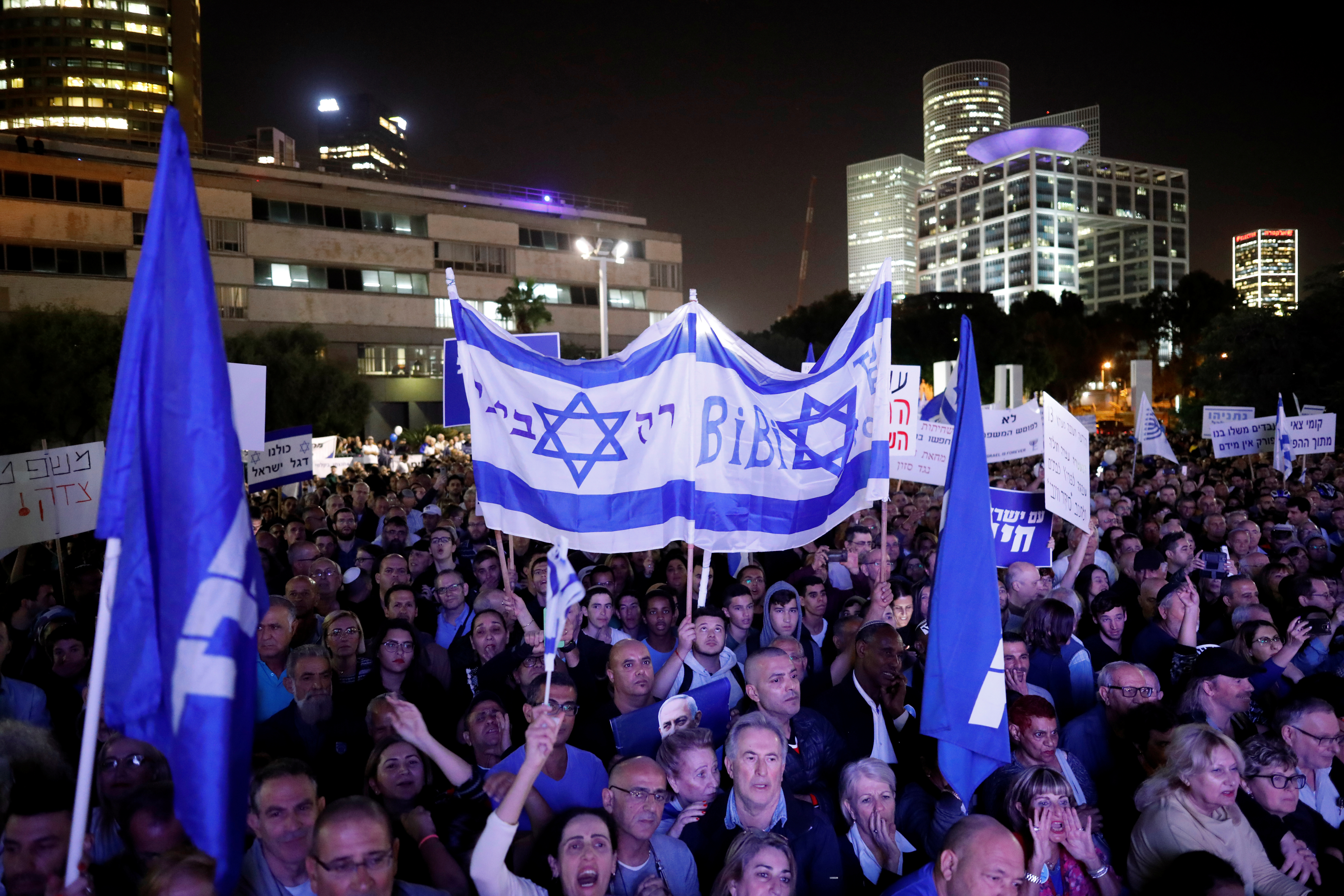 Ισραήλ: Χιλιάδες διαδηλωτές στο Τελ Αβίβ υπέρ Νετανιάχου