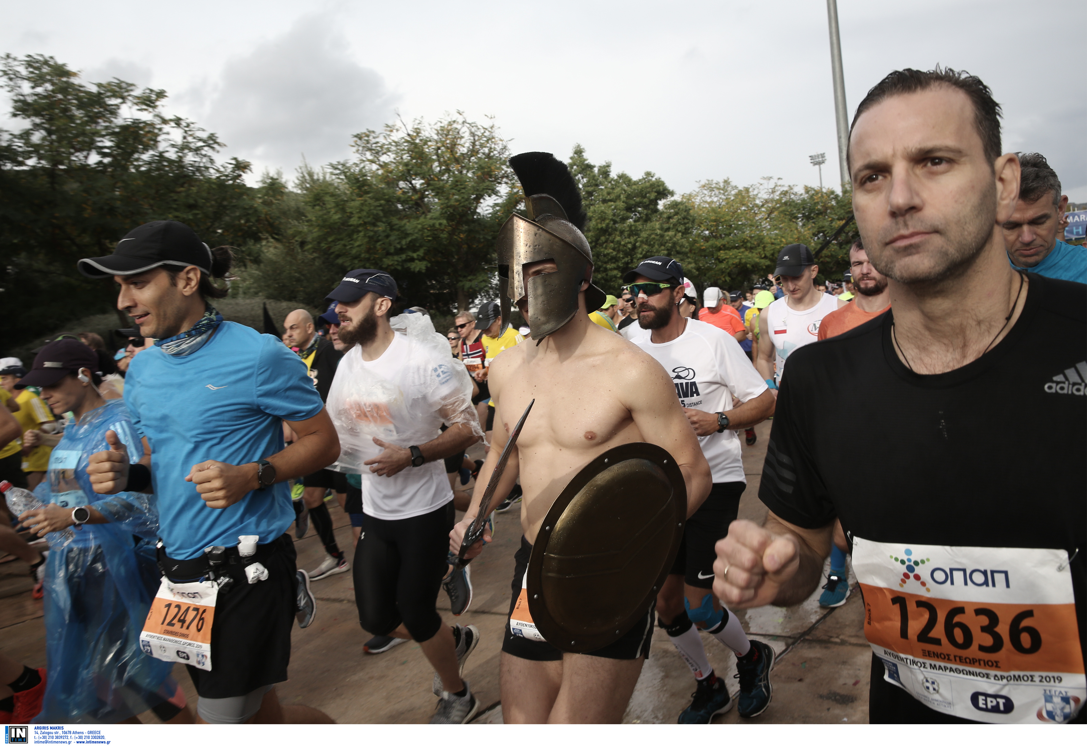 Αυθεντικός Μαραθώνιος: Χιλιάδες δρομείς έγραψαν ιστορία – Εντυπωσιακές εικόνες