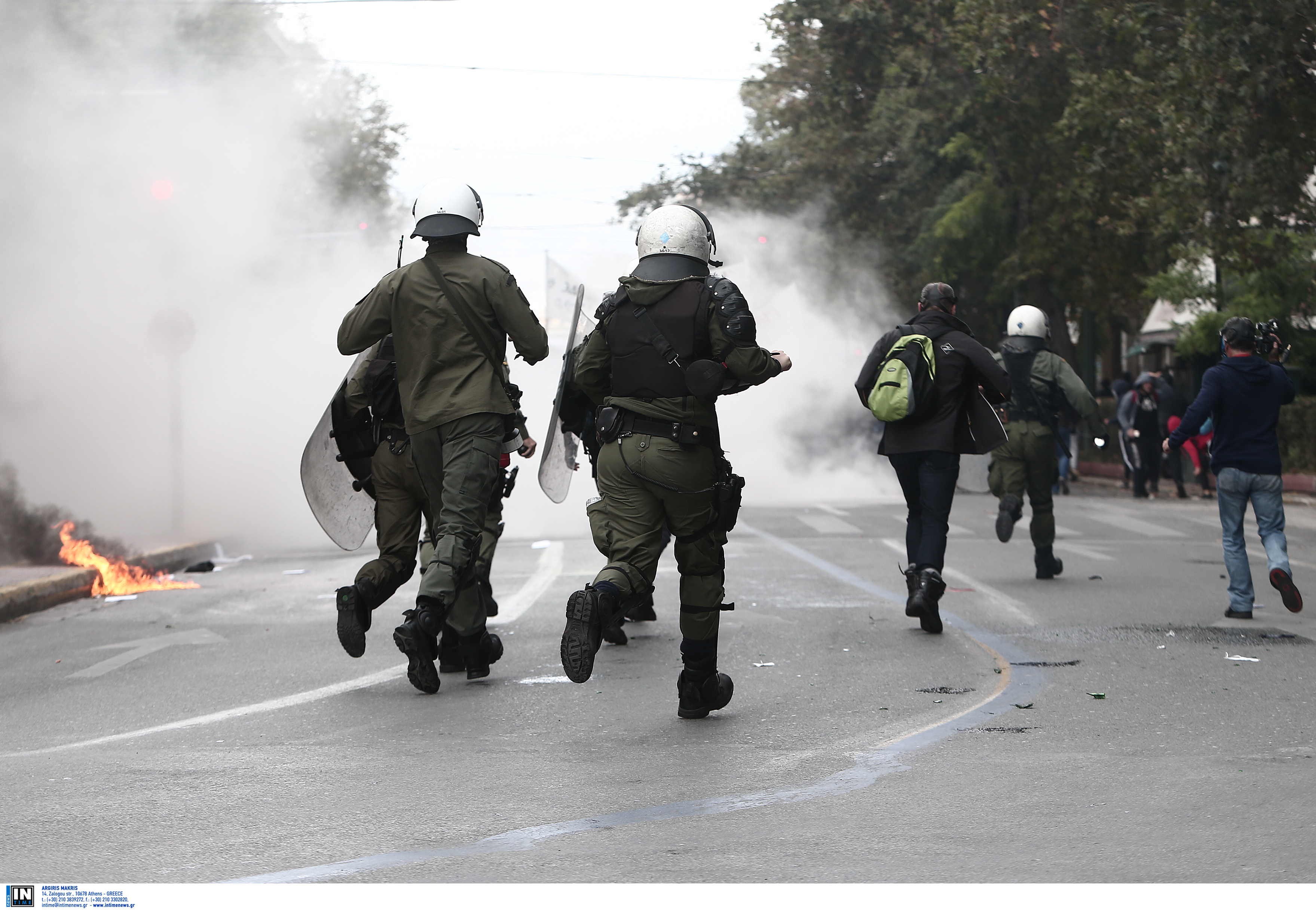 Xημικά και μολότοφ στο μαθητικό συλλαλητήριο στην Αθήνα – video