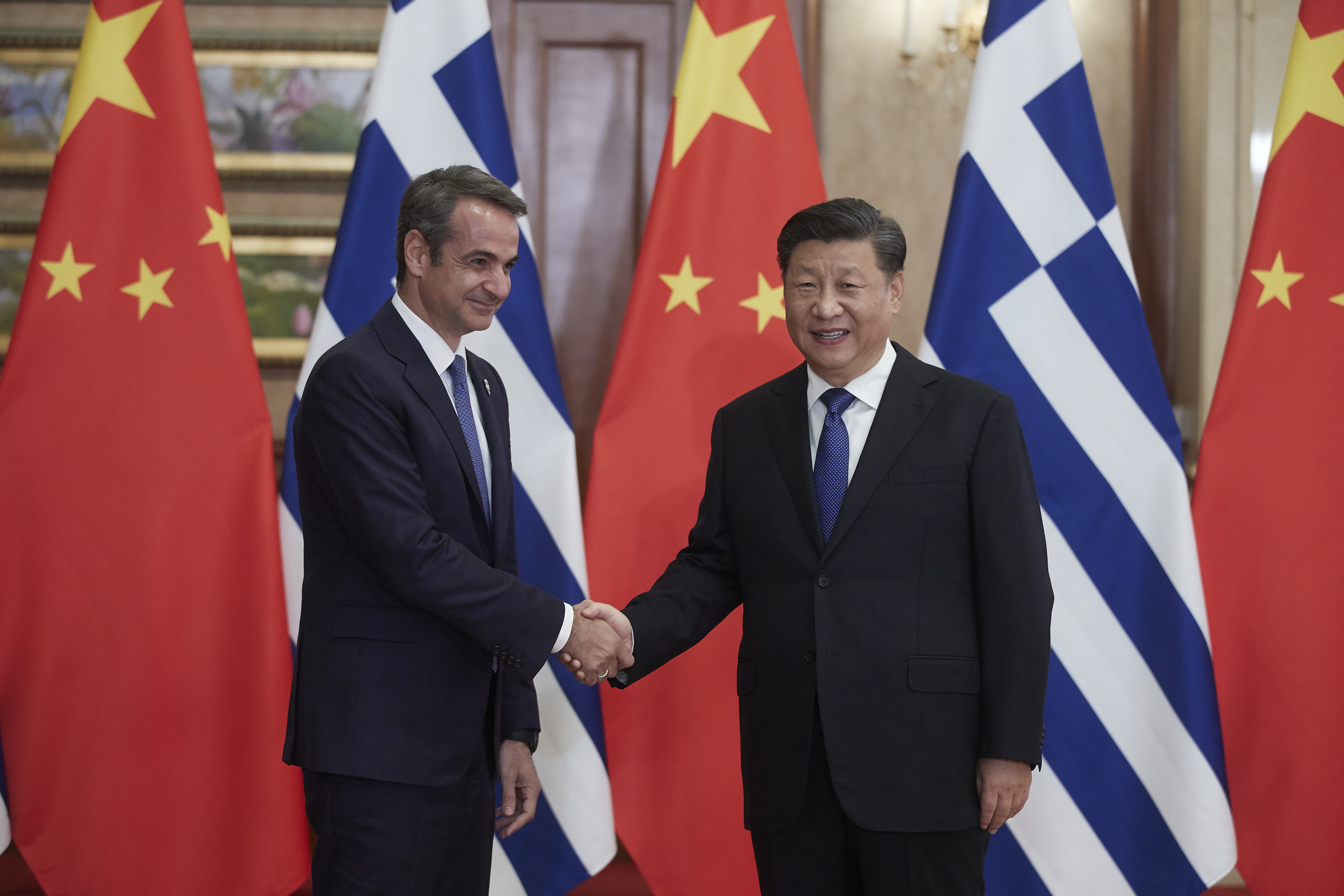 Επίσημη επίσκεψη στην Αθήνα ο πρόεδρος της Κίνας Σι Τζινπίνγκ