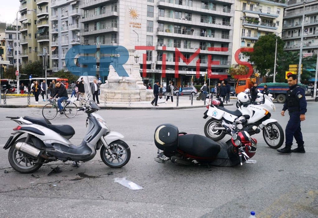 Σοβαρό τροχαίο με μηχανές στη Θεσσαλονίκη [pics]