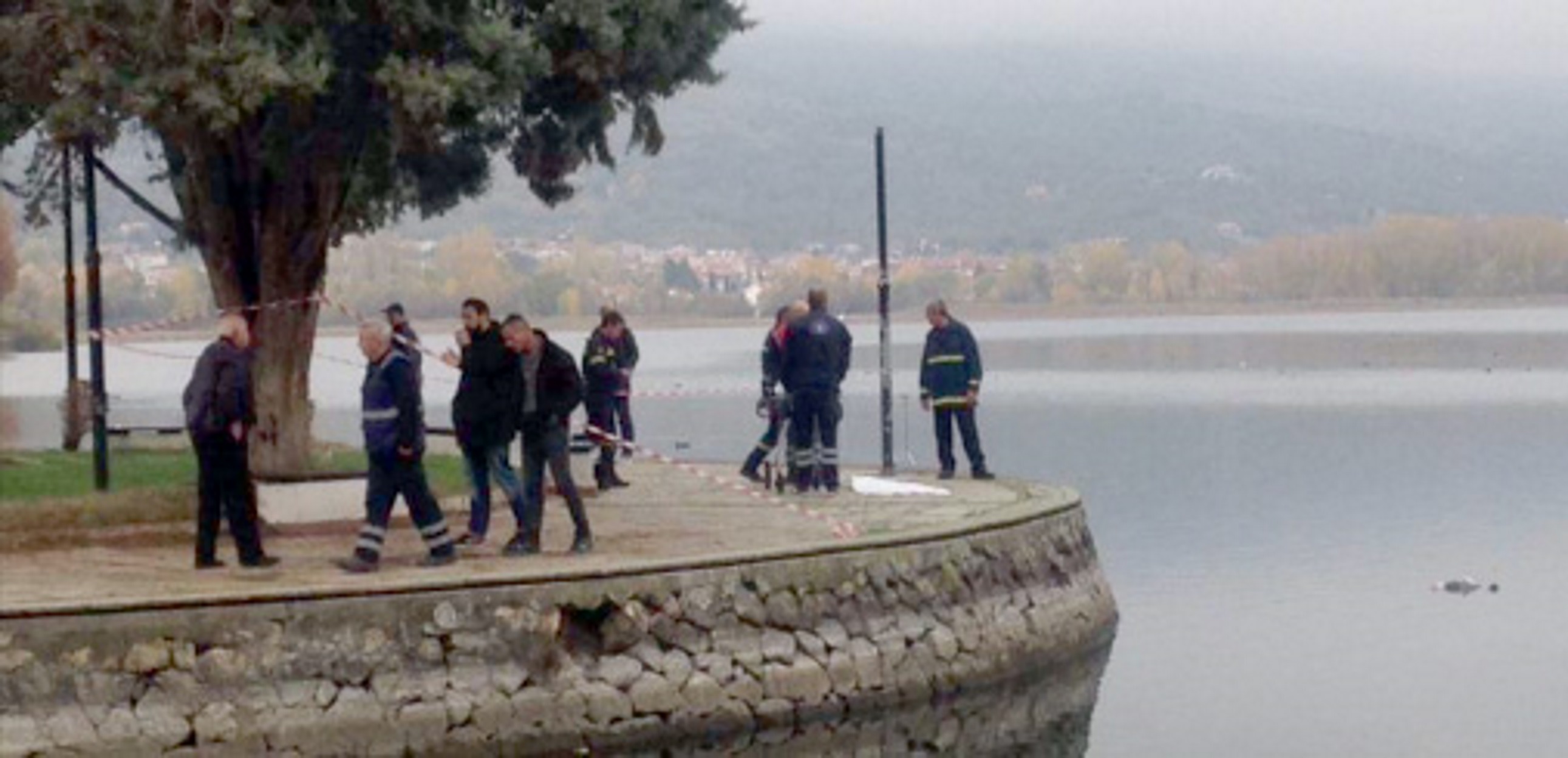 Καστοριά: Θρίλερ με νεκρό άνδρα στη λίμνη! video