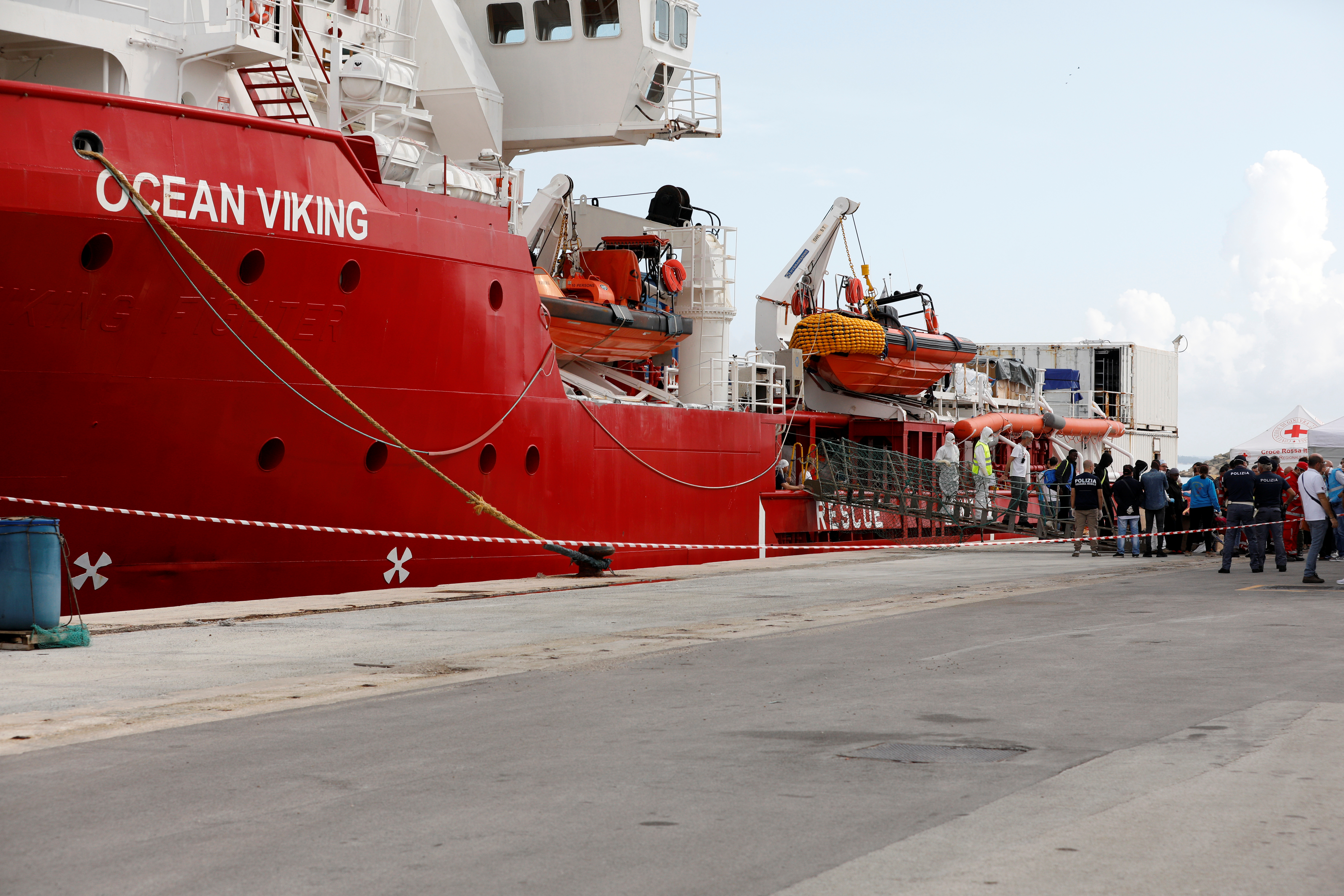 Το Ocean Viking περισυνέλεξε 94 μετανάστες στη Μεσόγειο