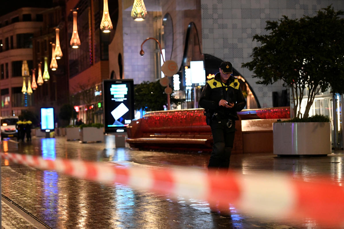 Ολλανδία: Ανθρωποκυνηγητό για τον άνδρα που μαχαίρωσε 3 ανήλικους