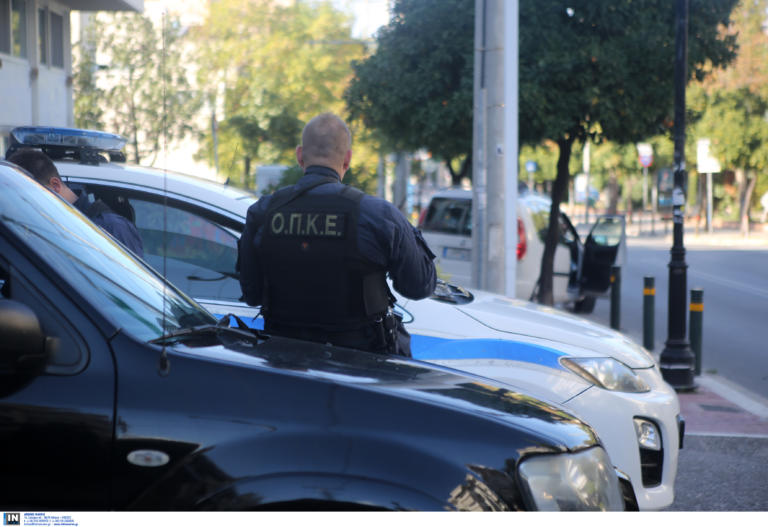 Εξάρχεια: Έπιασαν τυχαία τον τρανς δολοφόνο με τα δυο πρόσωπα