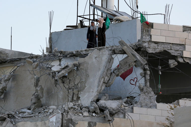 Δυτική Όχθη: Κατεδάφισαν τα σπίτια Παλαιστινίων που εμπλέκονται στον φόνο Ισραηλινού