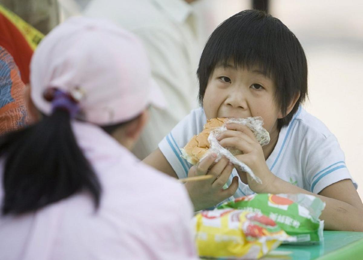 Κορονοϊός: Η πανδημία οδήγησε σε αύξηση της παιδικής παχυσαρκίας