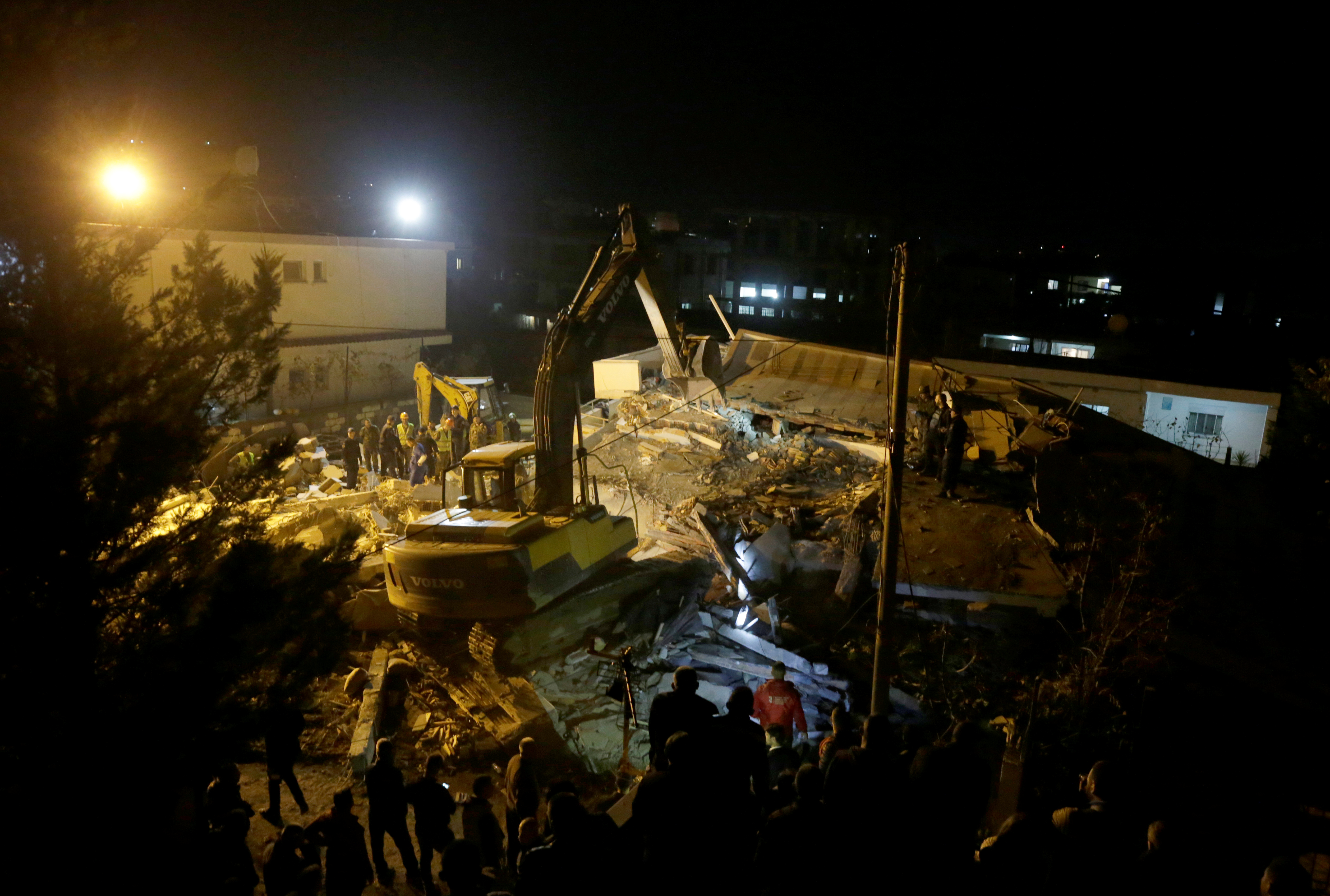 Σεισμός στην Αλβανία: 22 οι νεκροί! Αγωνία στα συντρίμμια για τους εγκλωβισμένους