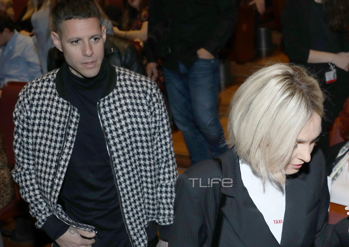Τάμτα – Πάρης Κασιδόκωστας: Νέες φωτογραφίες από την ορκωμοσία της κόρης της και του αδελφού του!