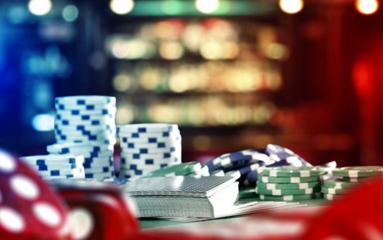 Εντοπίστηκε μίνι καζίνο στο Νέο Κόσμο –  Συνελήφθησαν 18 άτομα