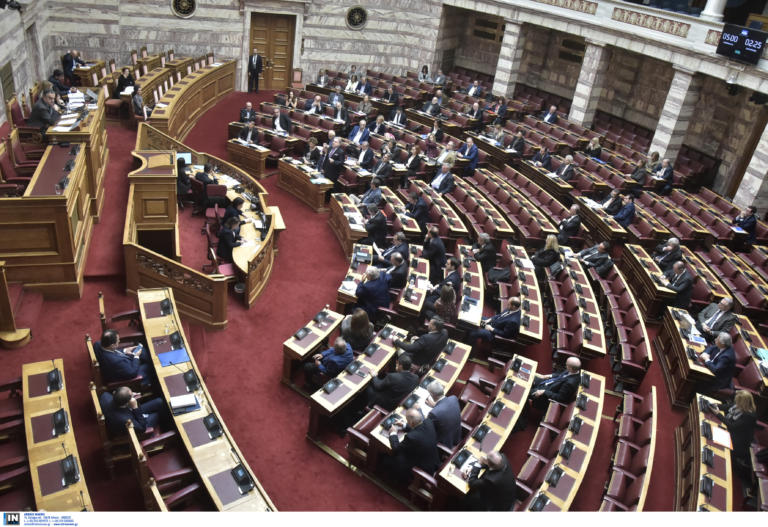 Βουλή: Ένταση αντισυνταγματικότητας από τον ΣΥΡΙΖΑ στο άρθρο για εκλογή Προέδρου Δημοκρατίας