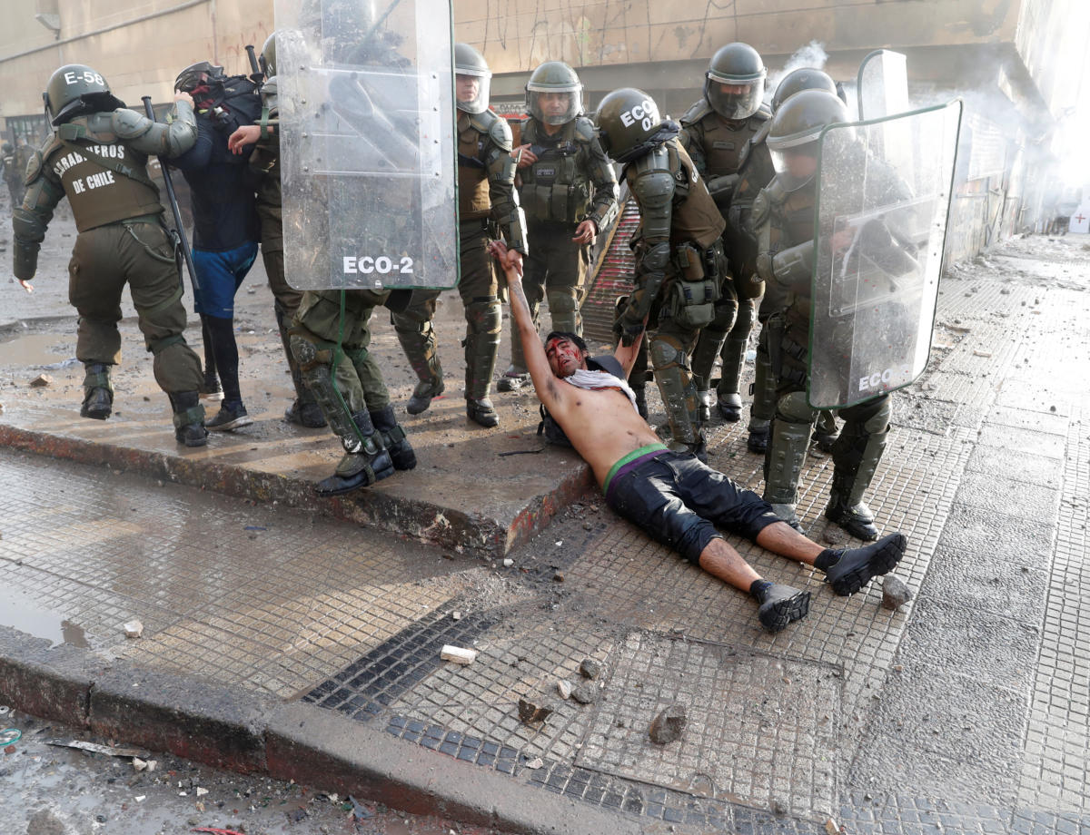 Άγρια επεισόδια στη Χιλή – Αυξήθηκαν οι νεκροί στις διαδηλώσεις [Pics]