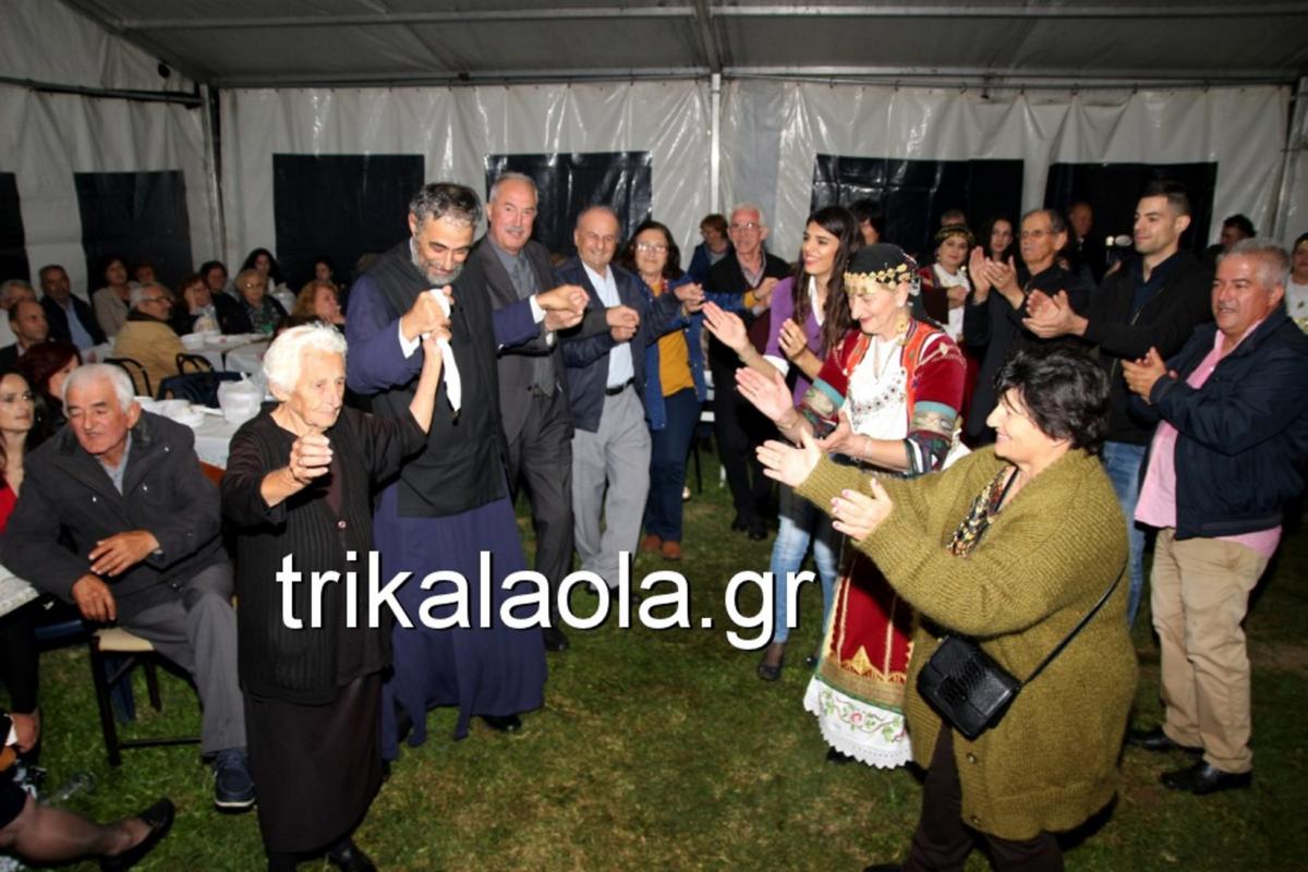 Τρίκαλα: Έμαθαν την πραγματική της ηλικία και προσπαθούσαν να το πιστέψουν – Ο χορός που συζητήθηκε [pics, video]