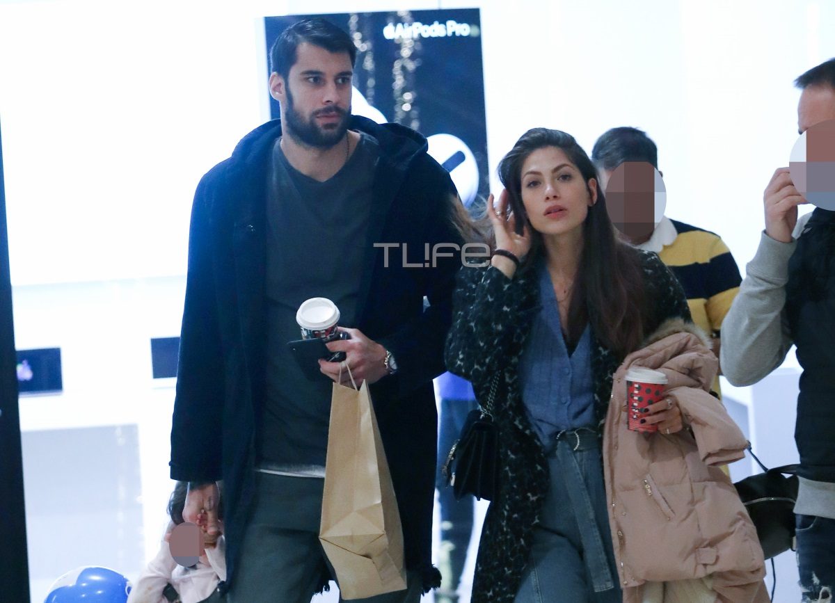 Γιώργος Πρίντεζης: Είναι χαζομπαμπάς! Για αγορές μαζί με την κόρη και τη γυναίκα του στα βόρεια προάστια