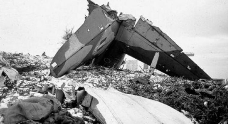 Η μοιραία συντριβή του C-130 στην Οινόη: Η “μαύρη” επέτειος της Πολεμικής Αεροπορίας