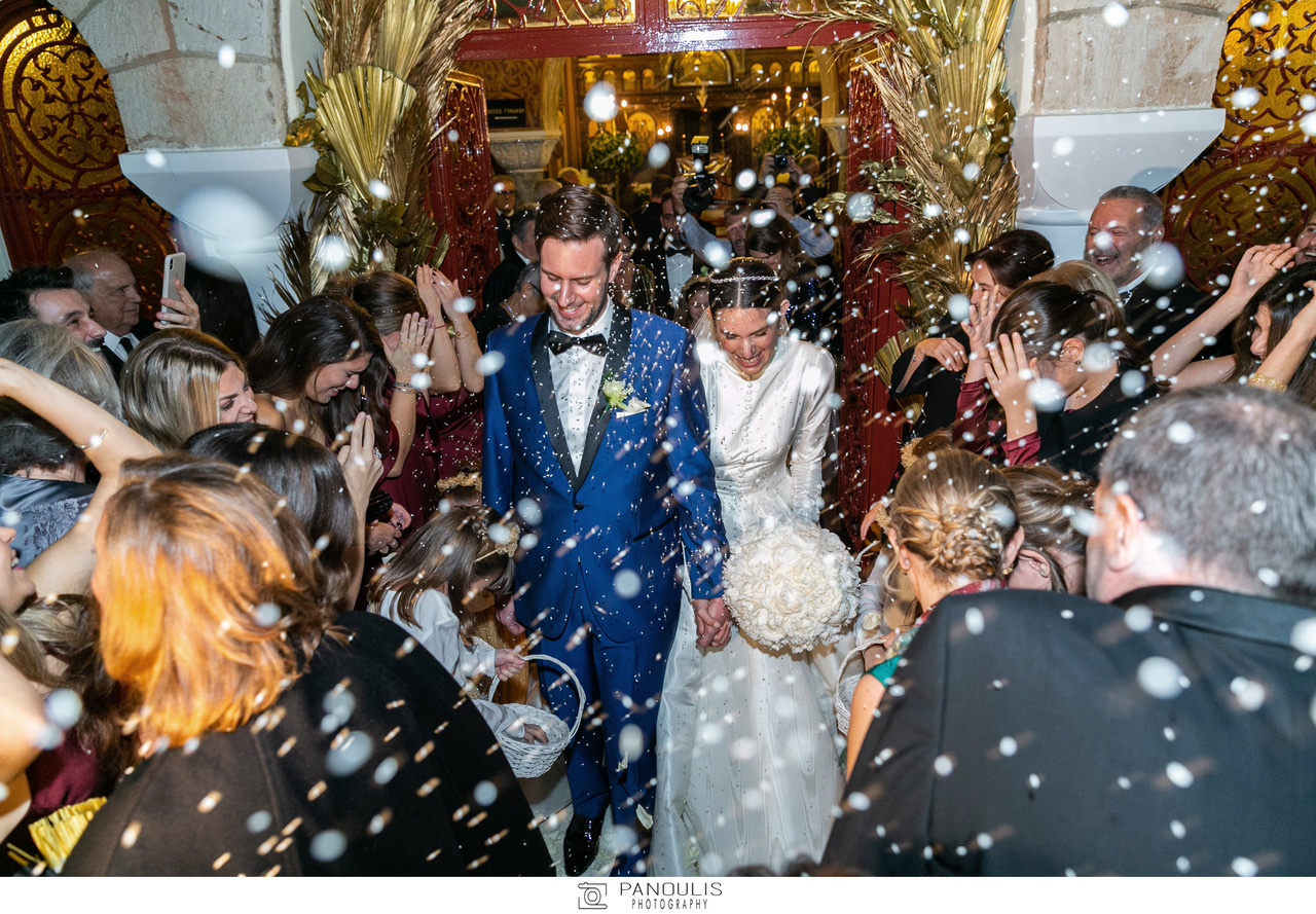 Κώστας Καίσαρης: Δείτε το άλμπουμ του γάμου και της φαντασμαγορικής δεξίωσης της κόρης του!