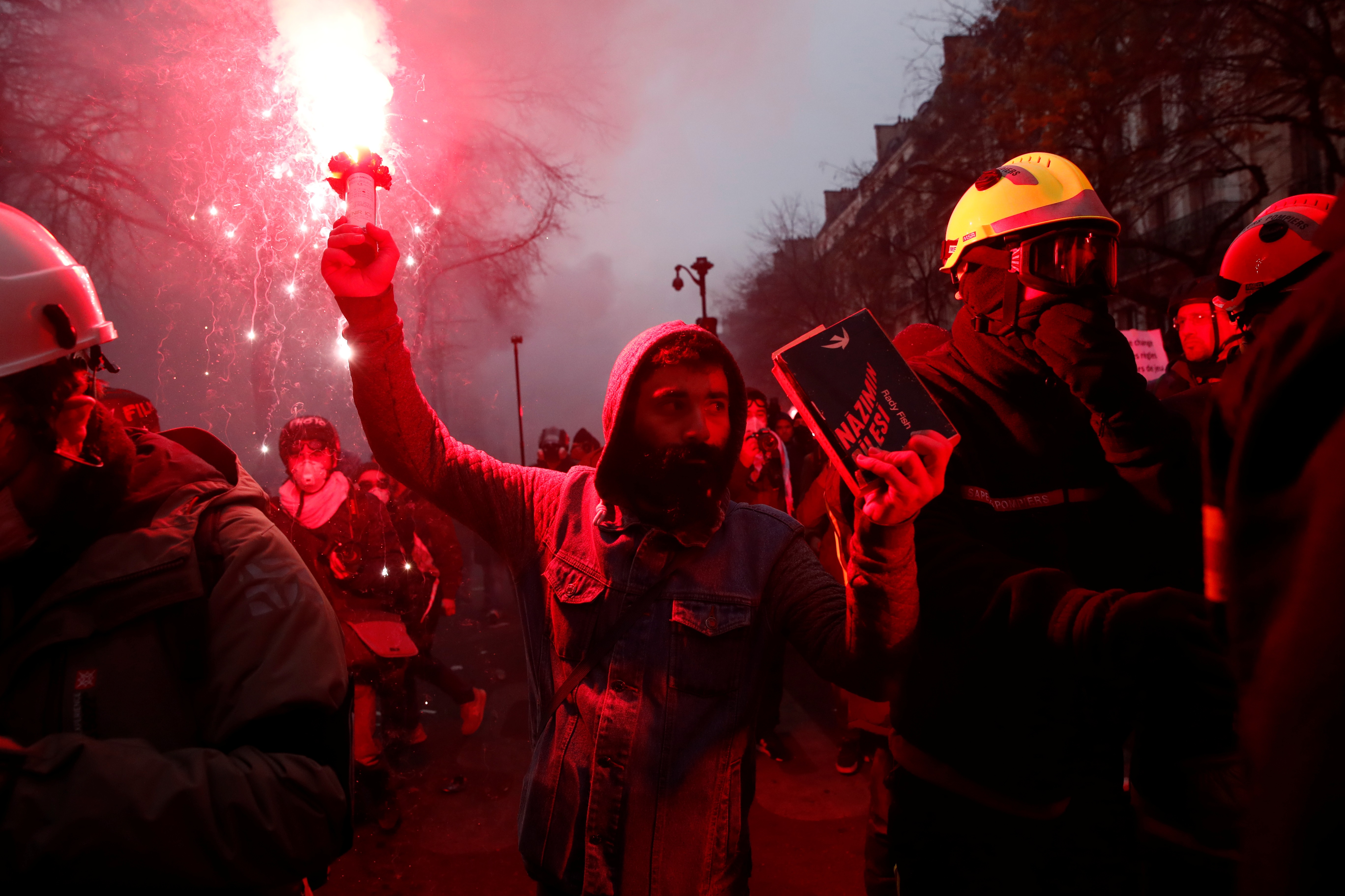 FRANCE PROTESTS PENSIONS REUTERS