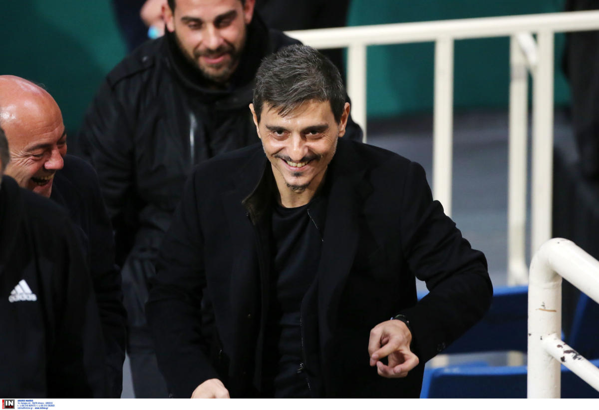 Θύρα 13 Γιαννακόπουλος