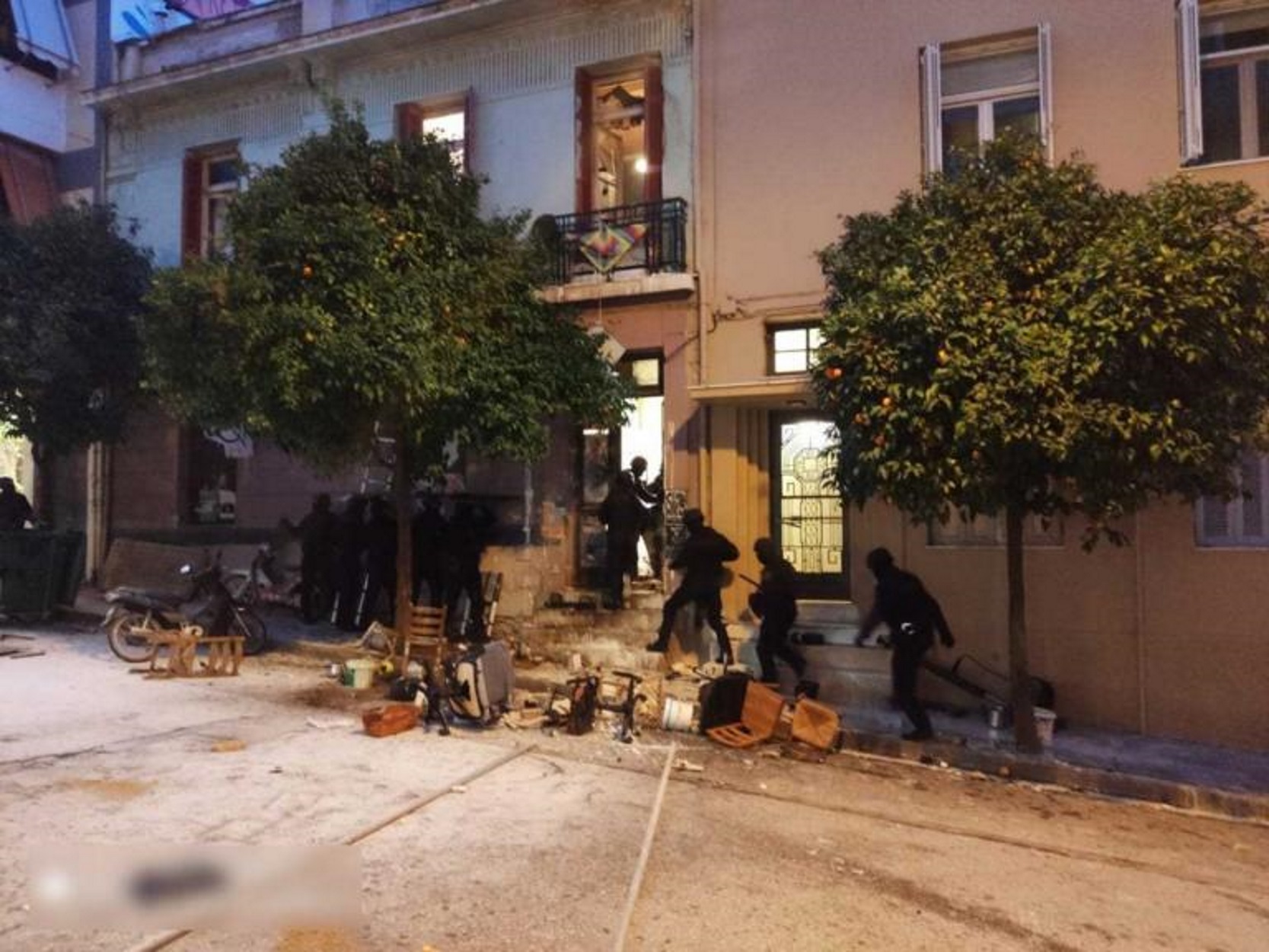 Κουκάκι: Συγκέντρωση αντιεξουσιαστών υπέρ των καταλήψεων